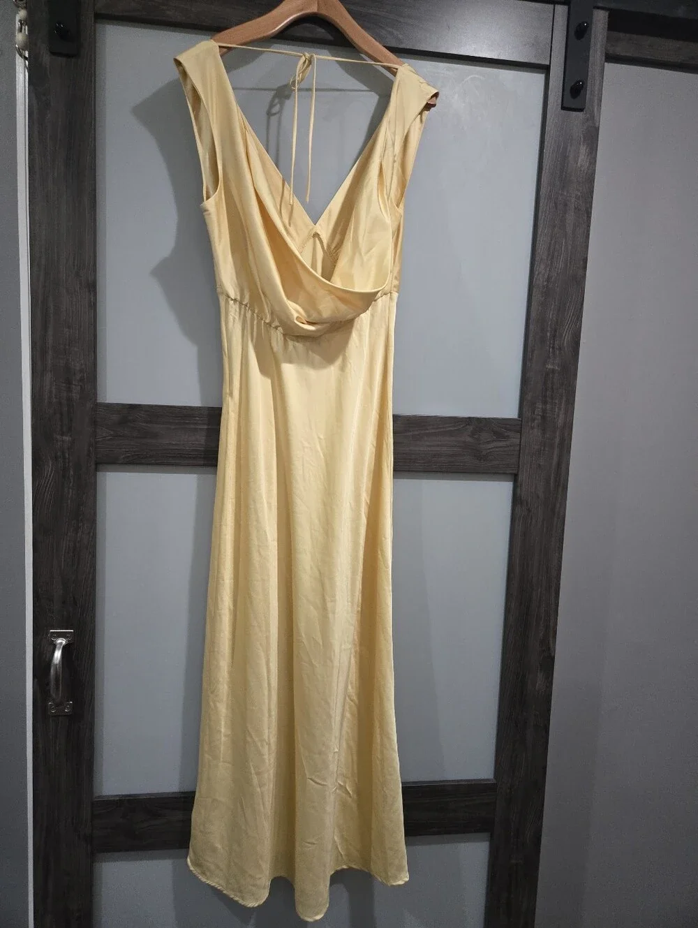 Abercrombie & Fitch Butter Yellow Satin Slip Plunge Cowl Back Maxi Dress MP